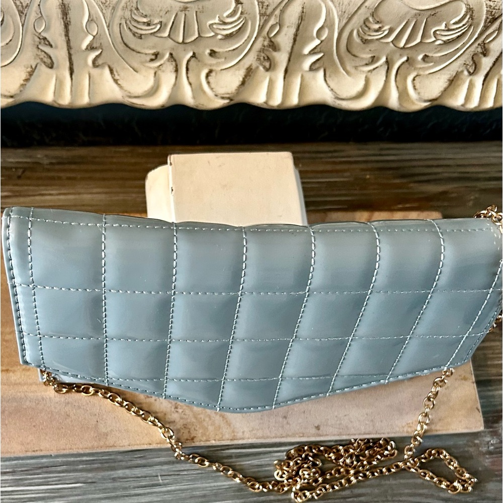 🌸🌷Crossi Blue Envelope Style Patent Puffy Quilted Crossbody Shoulder Bag Clutch - Picture 7 of 16